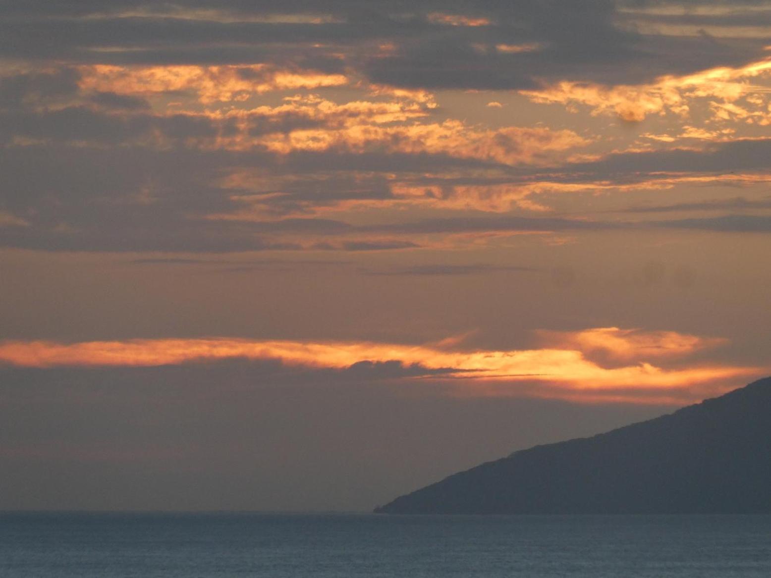 Maeva Sunset View Hotel Пунауиа Екстериор снимка